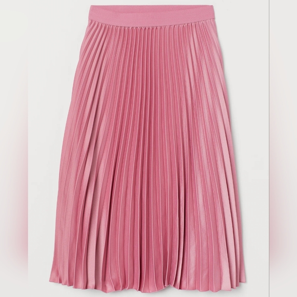 H&M Dresses & Skirts - H&M Pink Pleated Midi Skirt